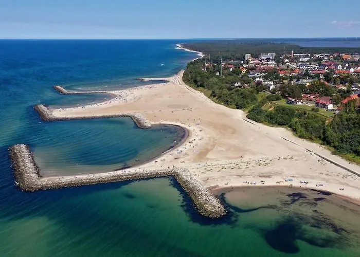 In Near Seaside Daire *